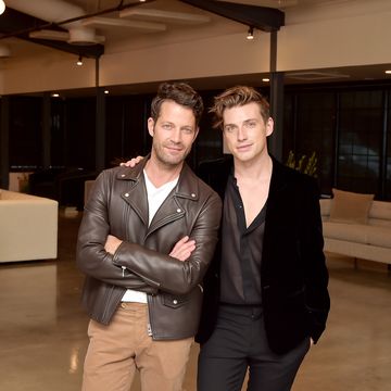 nate berkus jeremiah brent celebrate the launch of their upholstery collection with living spaces in los angeles